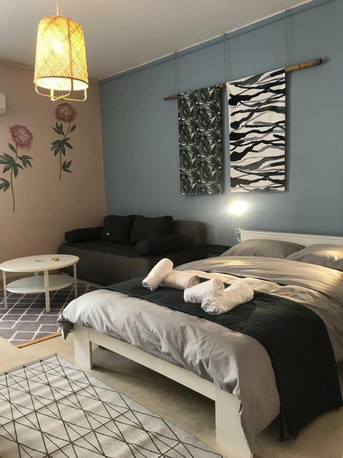 Kalamata City Center Studio Екстер'єр фото
